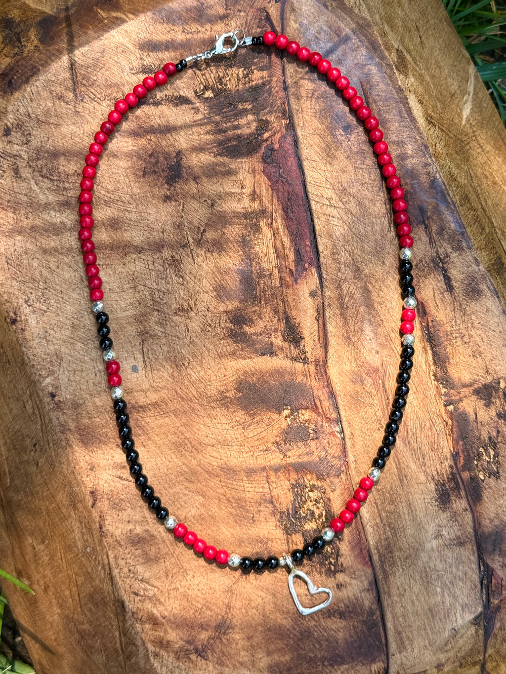 Red & Black <3 Choker