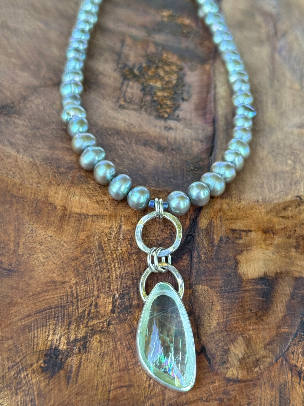 Grey Pearl & Fluorite Choker